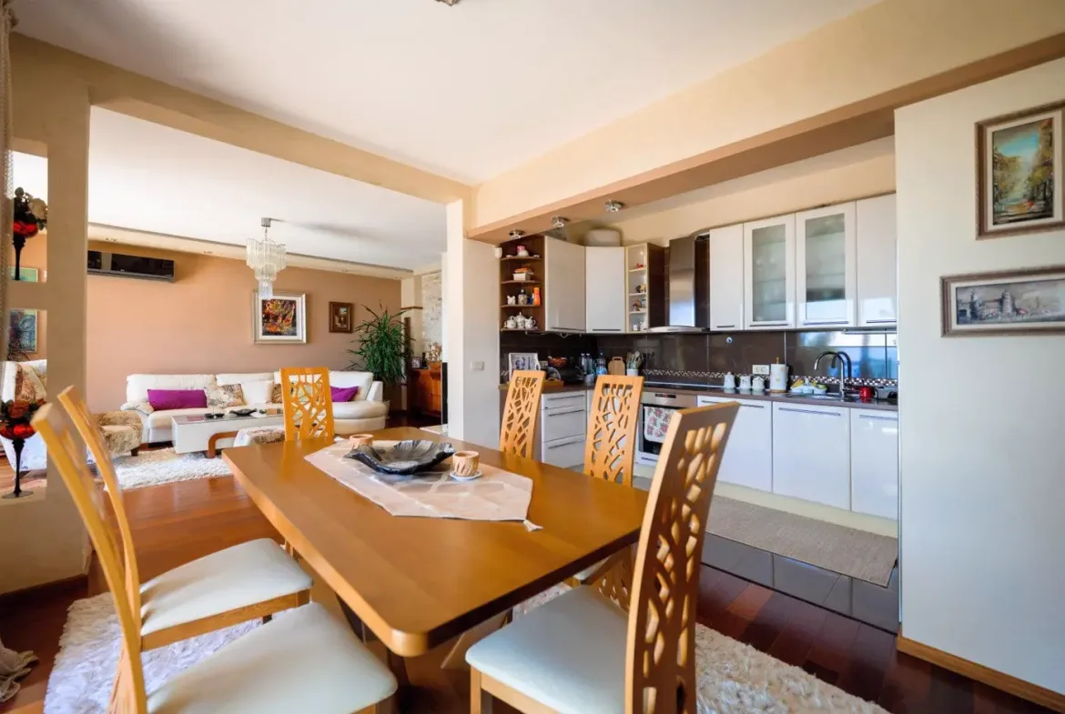 Villa with three apartments, Bar