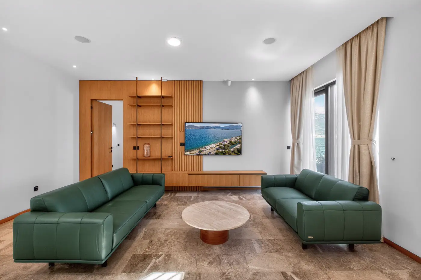 First-line seaside villa, Krašići