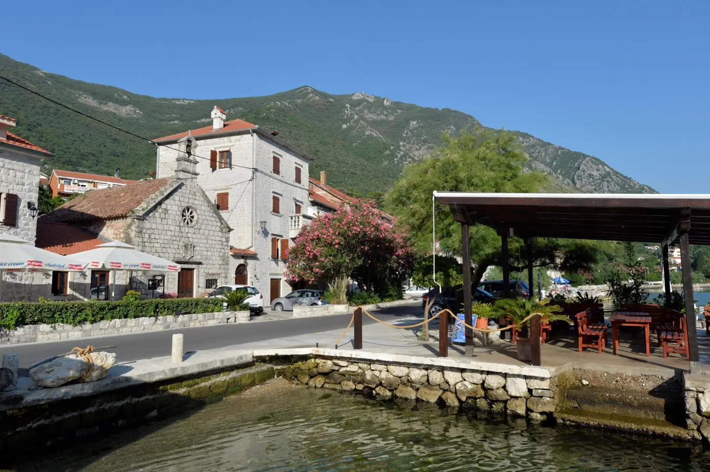 Historic stone villa on the first line to the sea, Prcanj, Kotor