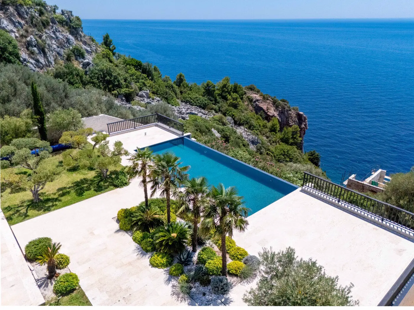 Exclusive designer villa – Skočiđevojka, Budva