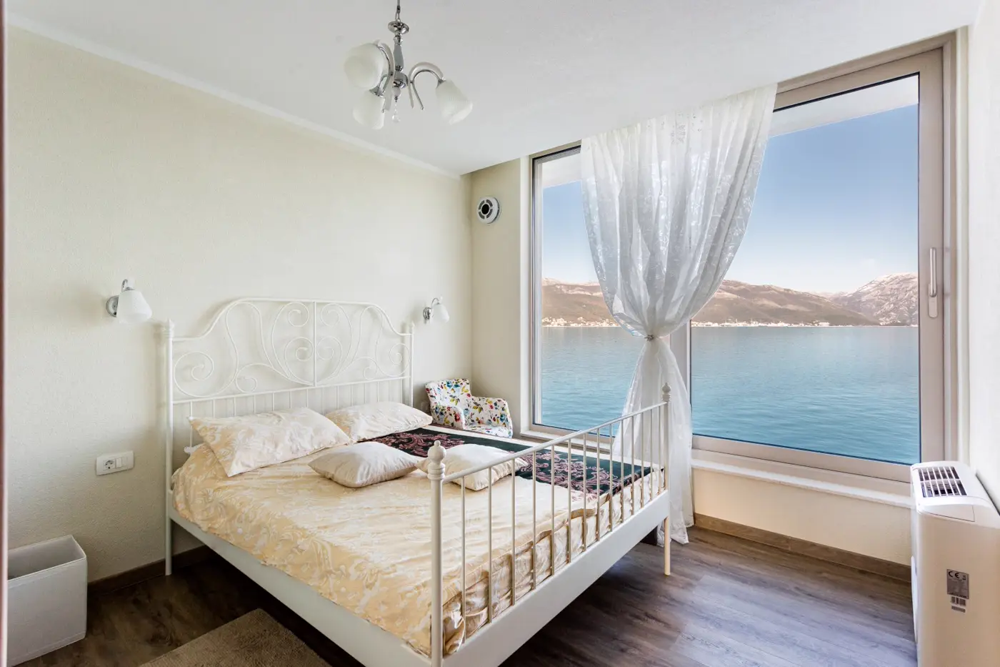 Villa on the first line to the sea, Krasici, Tivat