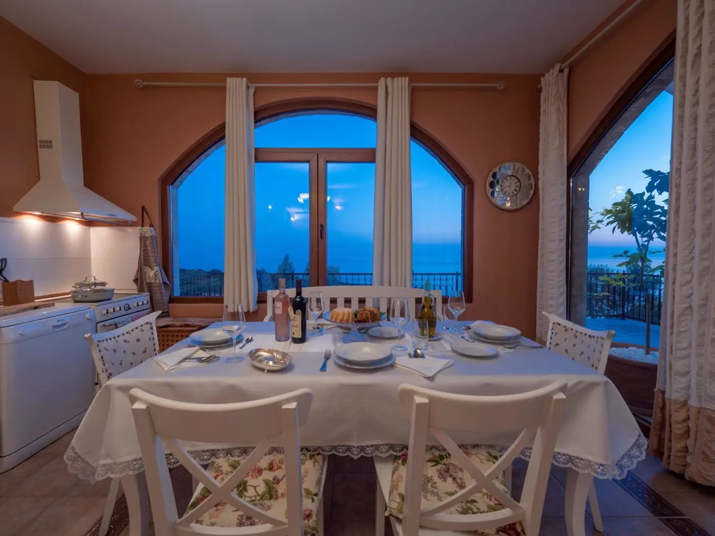 Authentic villa with pool and panoramic sea view, Zagora, Kotor