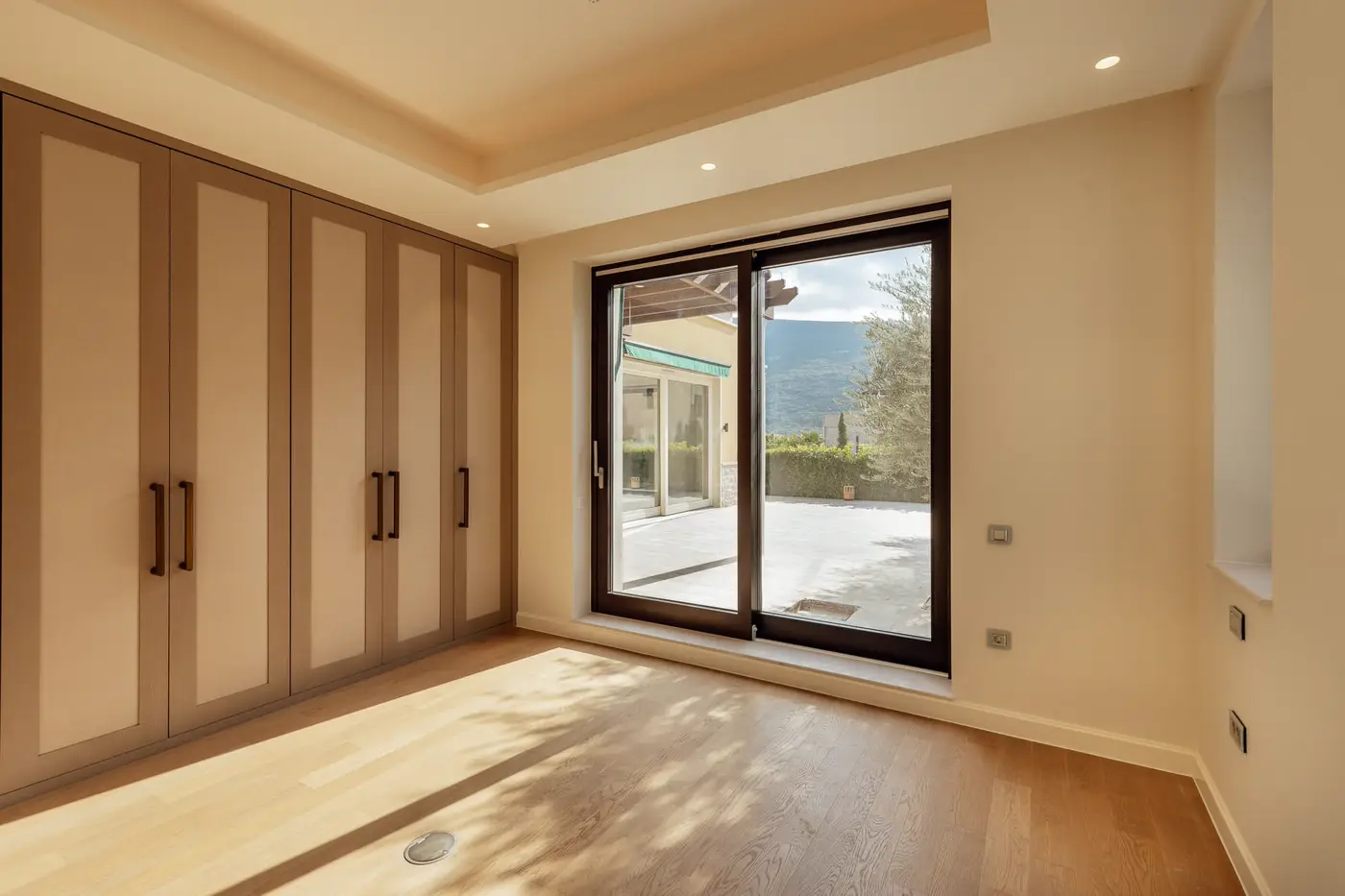 Villa with jacuzzi on the roof terrace, Portonovi Village Residences, Herceg Novi