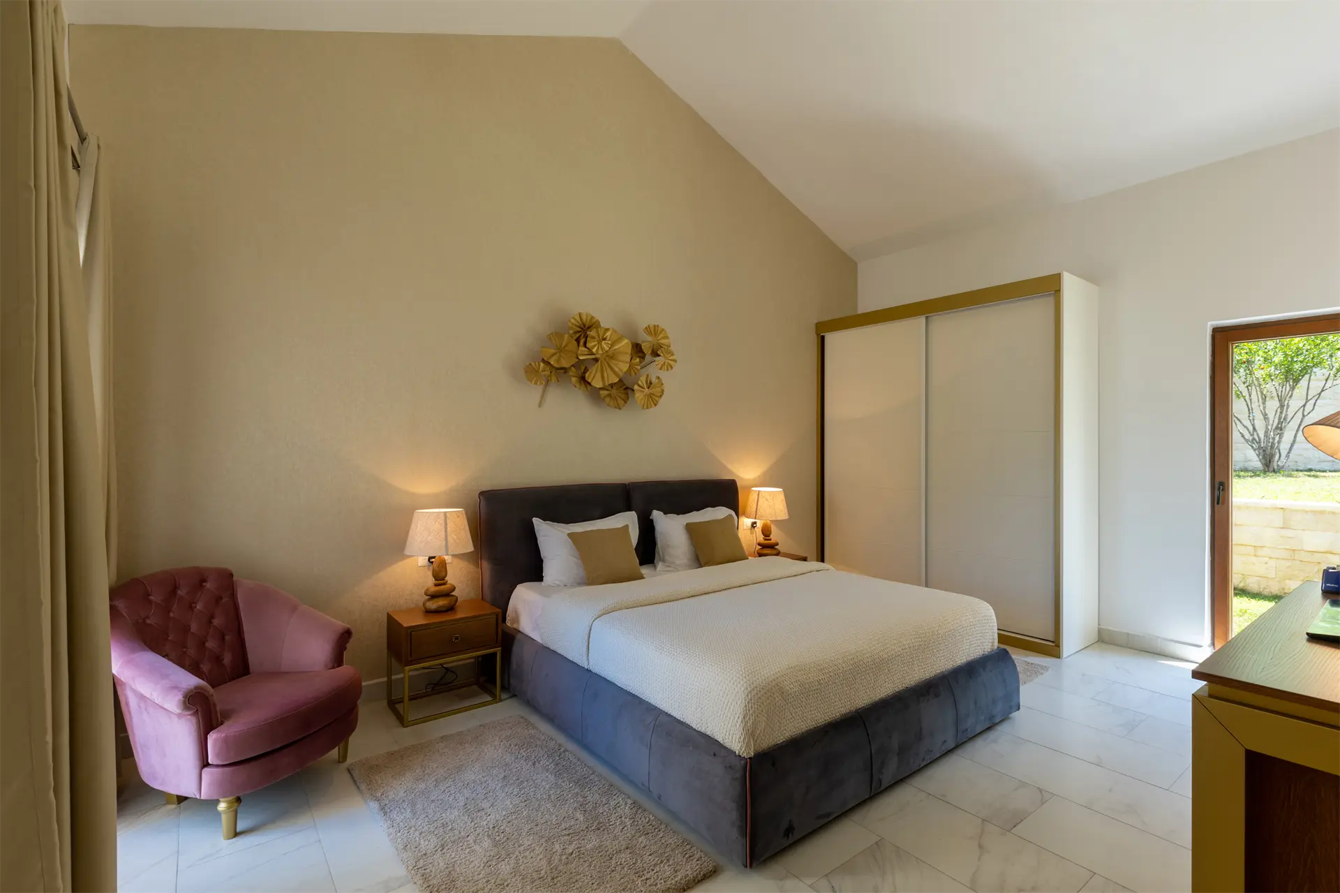 1038bb7dfa4c4c7e121ee821e63e2cf4 Luxury beachfront villa, part of the HUMA Kotor Bay Hotel & Villas