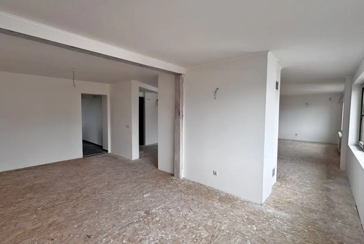 Bright and spacious apartment on Gurko Street for sale
