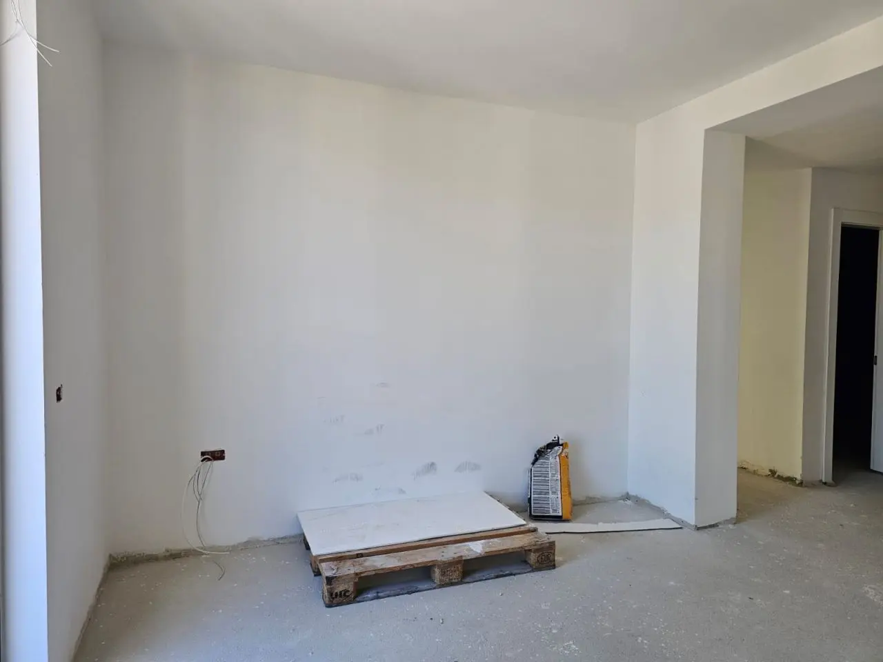 First Line Apartment For Sale In Saranda Albania