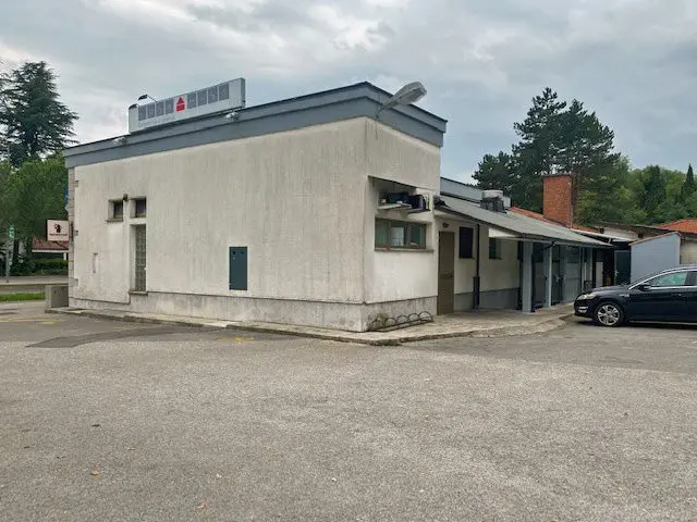 Nova Gorica Area – A restaurant on the Italian border