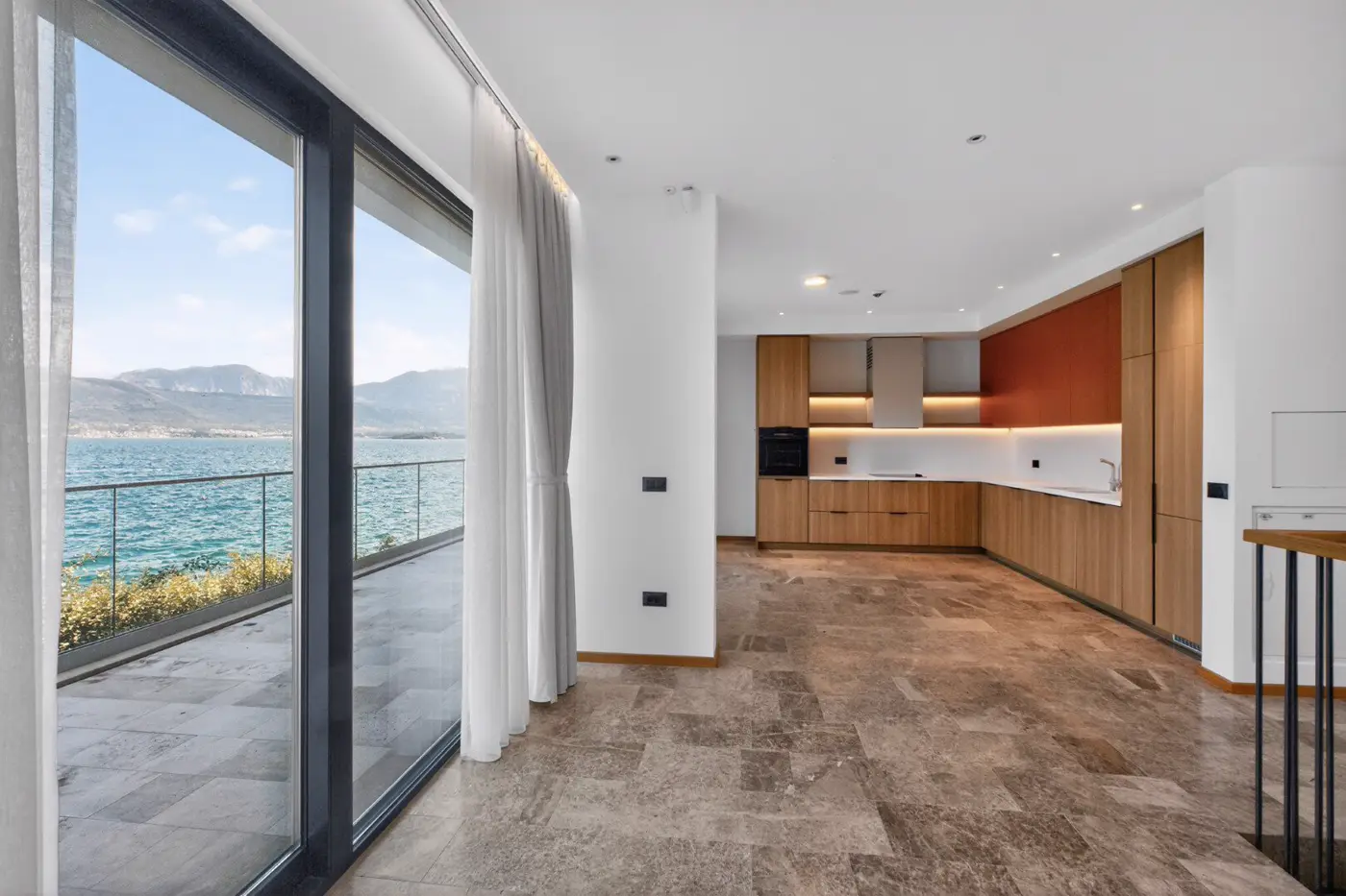 First-line seaside villa, Krašići