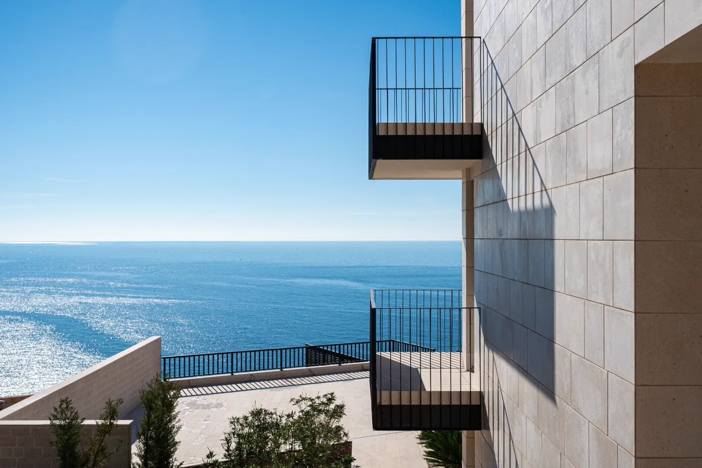 Villa on the cliff, Skočiđevojka, Budva