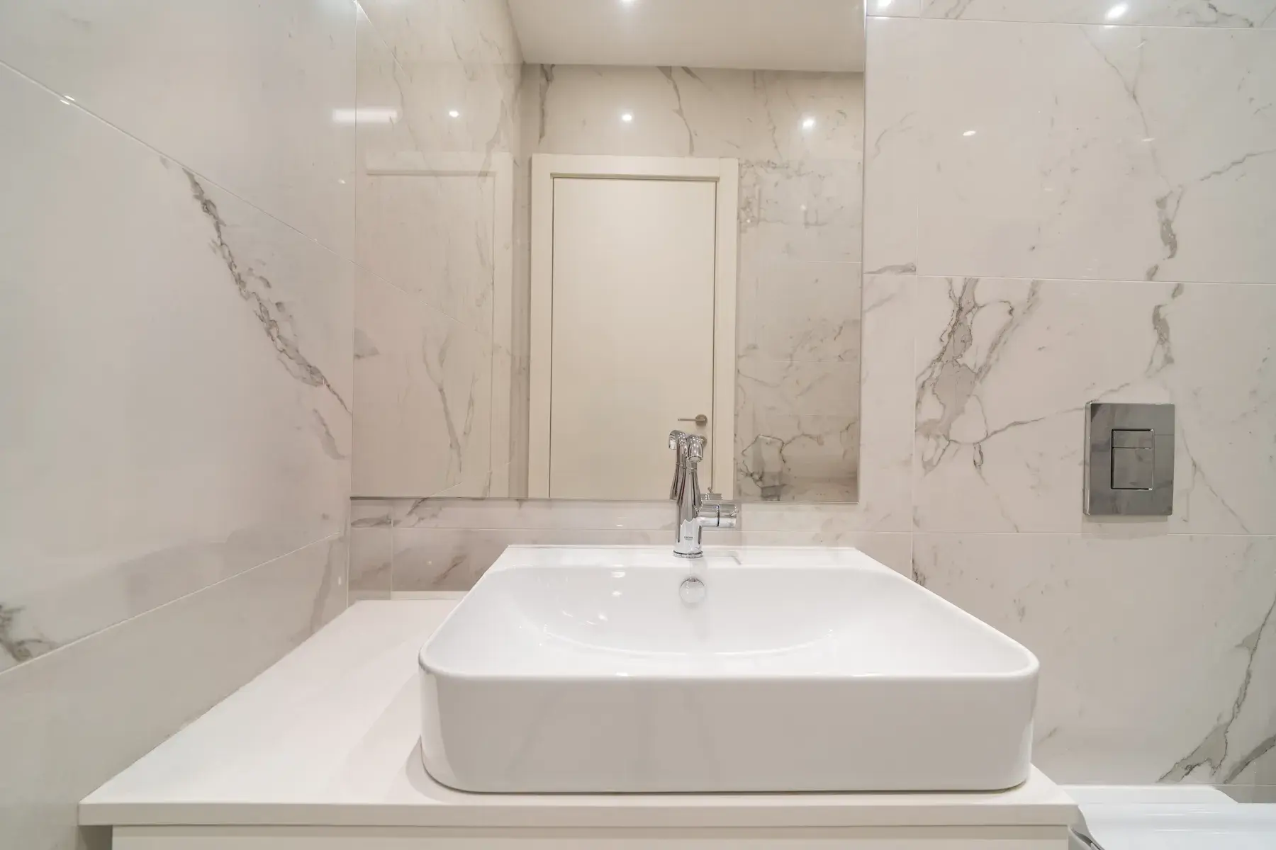 2-Bedroom Apartment, 95 m² – West 65 Tower, Novi Beograd, Belgrade