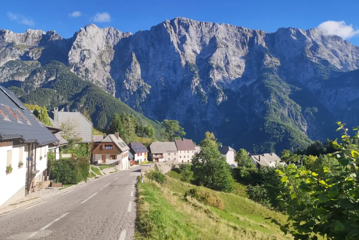 Soca Area – House in Strmec with Views of the Julian Alps