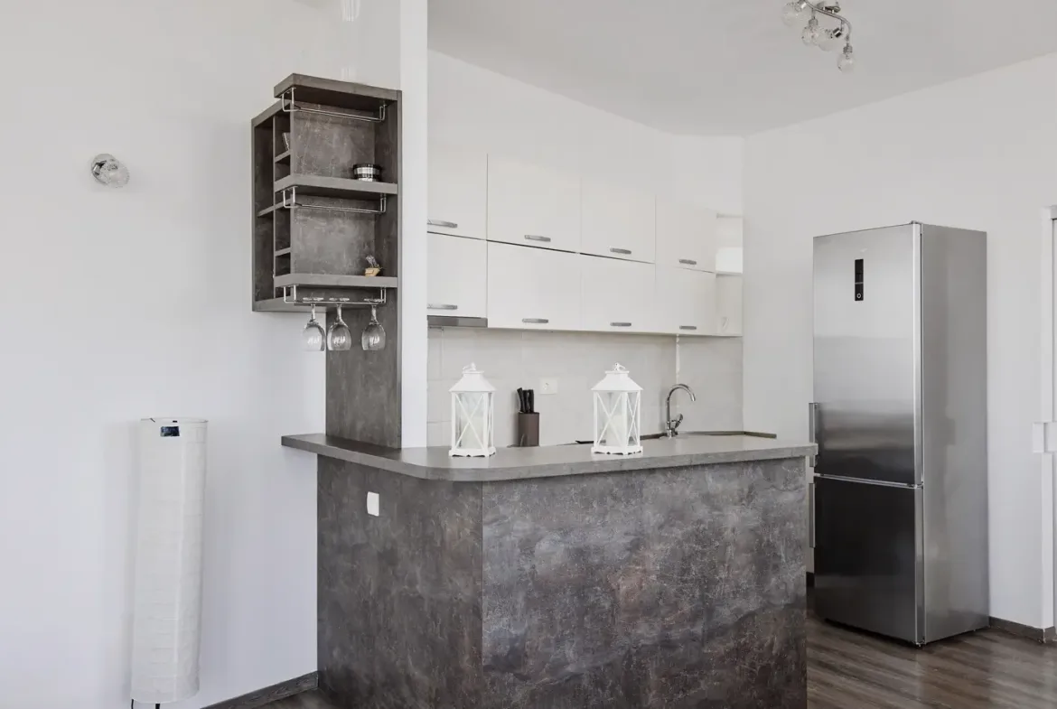 Three-room villa with pool and sea view, Kavač, Kotor
