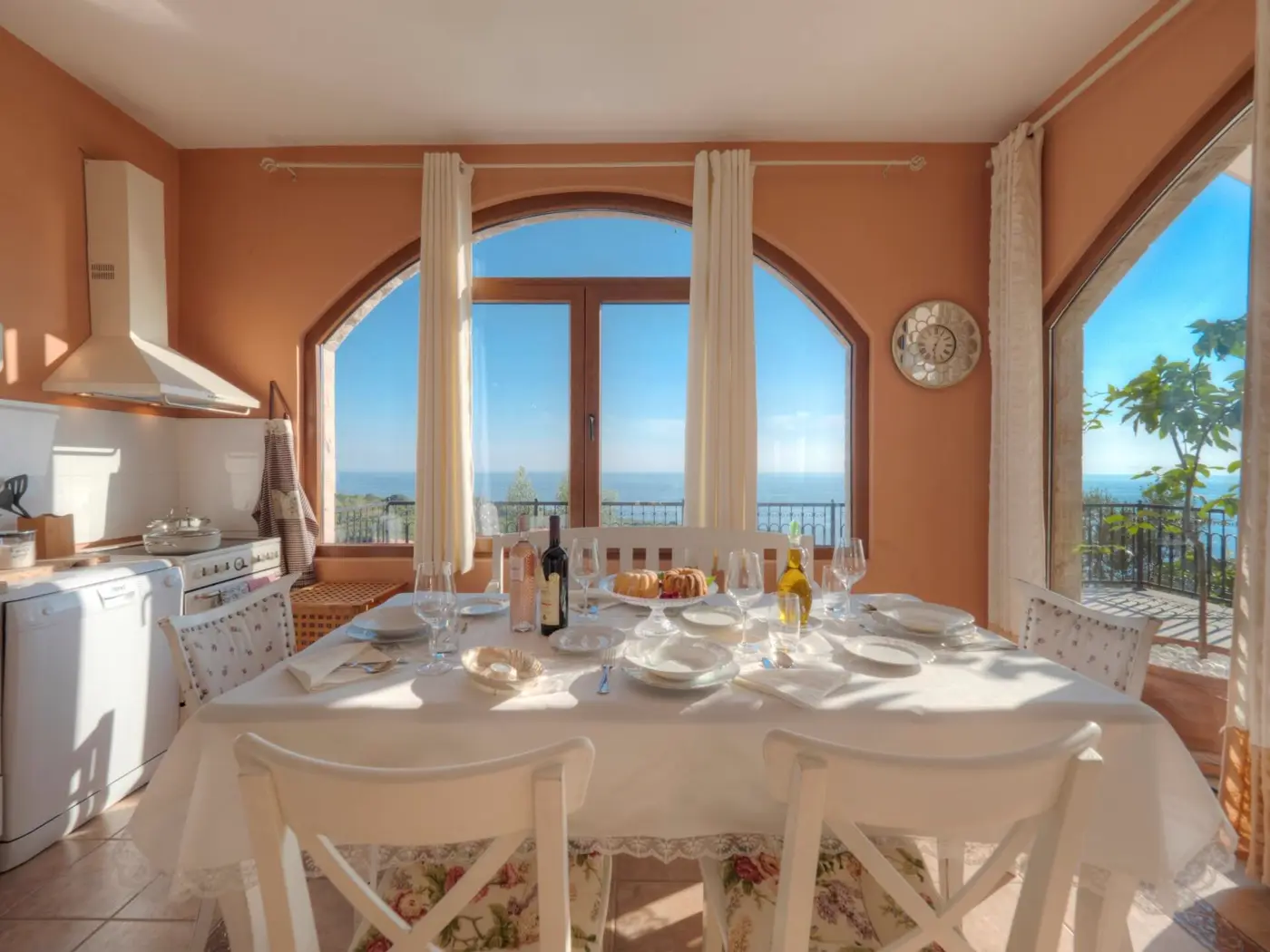 Authentic villa with pool and panoramic sea view, Zagora, Kotor