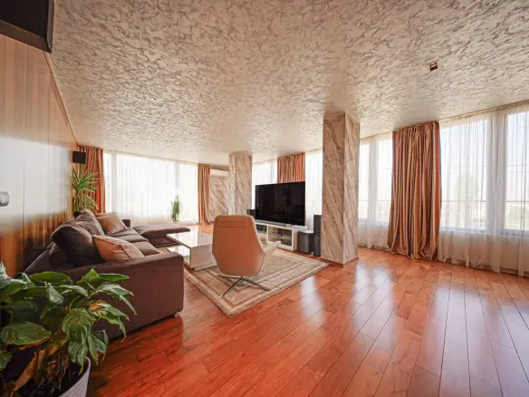 Luxurious penthouse with stunning views in Krastova Vada for sale