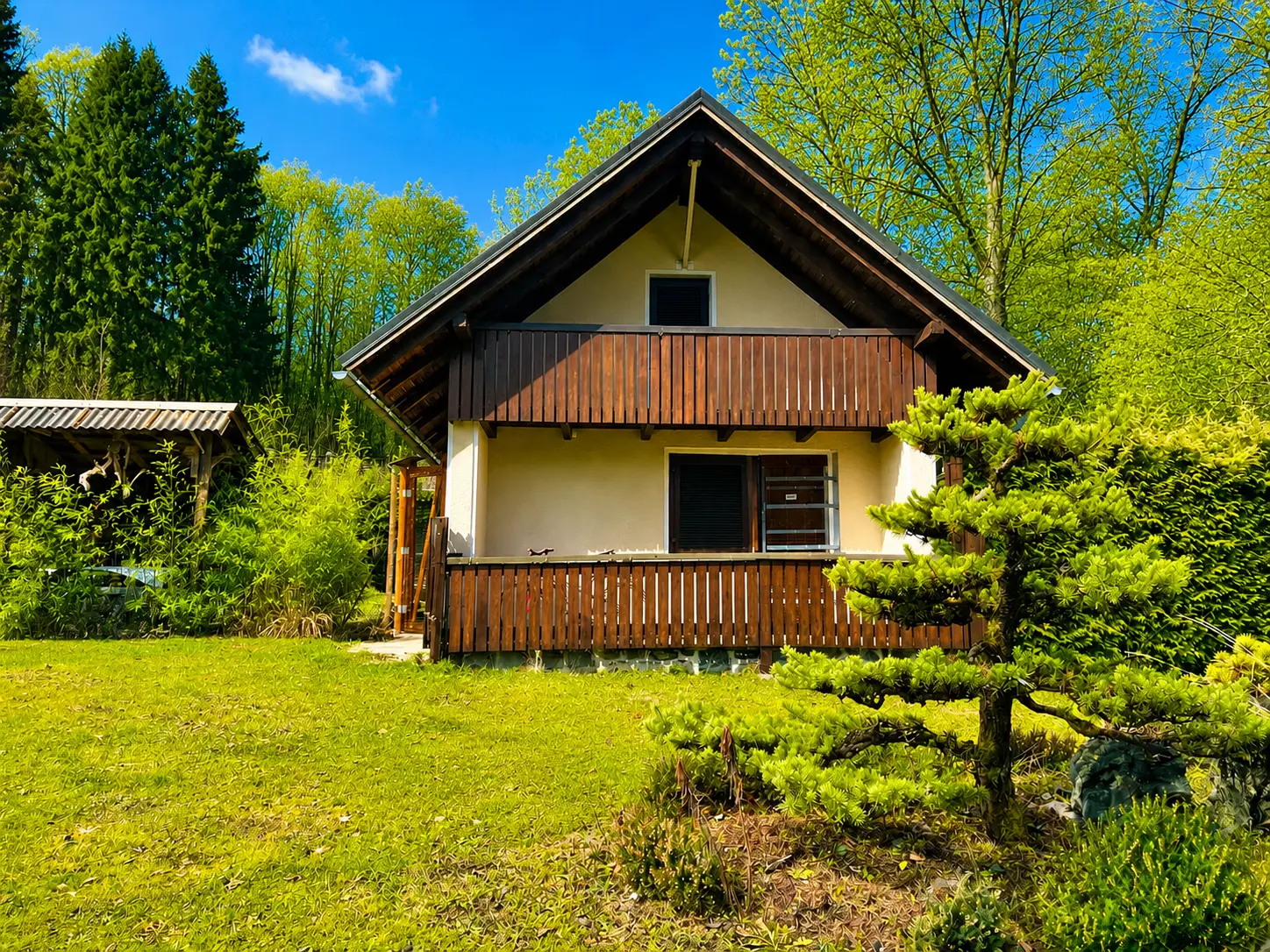 12-1-1 Bled area – Idyllic Detached Cottage in a Forest Clearing