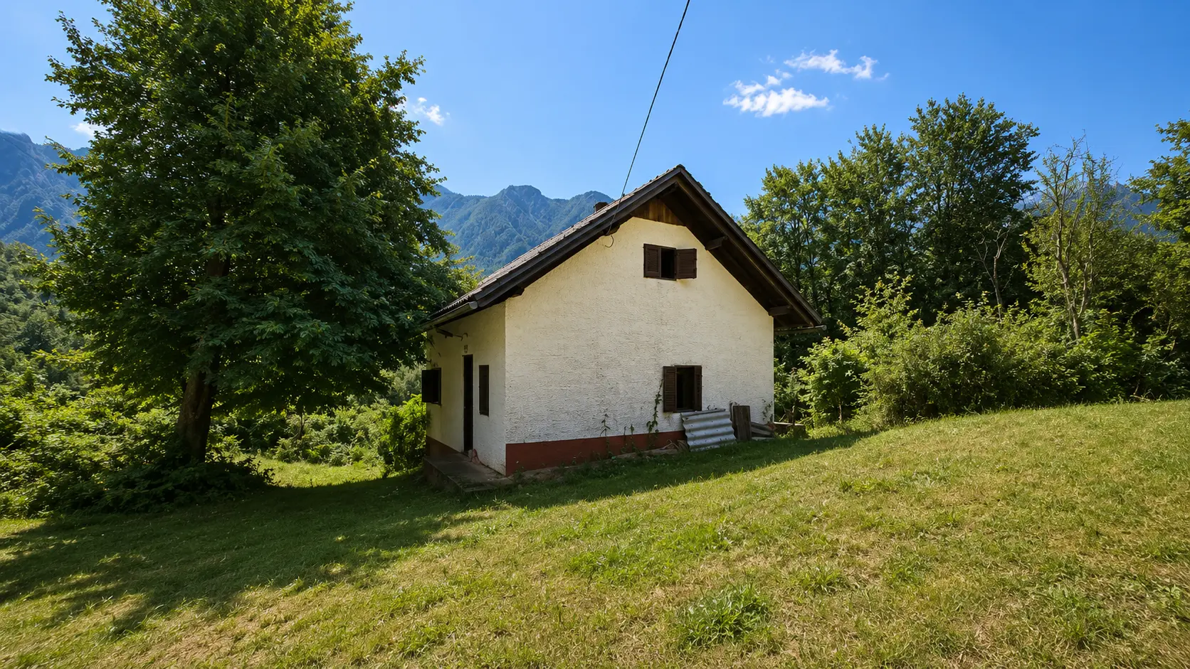 Soča area – House with Panoramic Views of the Surrounding Hills