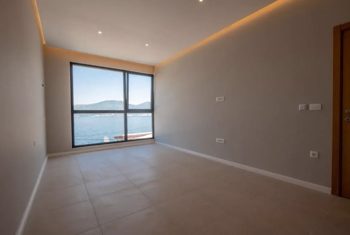 Newly built villa with pool and sea view, Krašići, Tivat