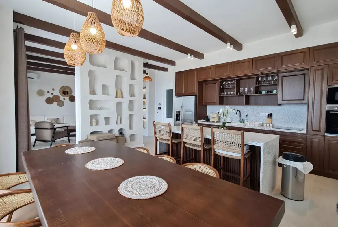 Three-story villa with pool and panoramic sea view, Skočiđevojka, Budva