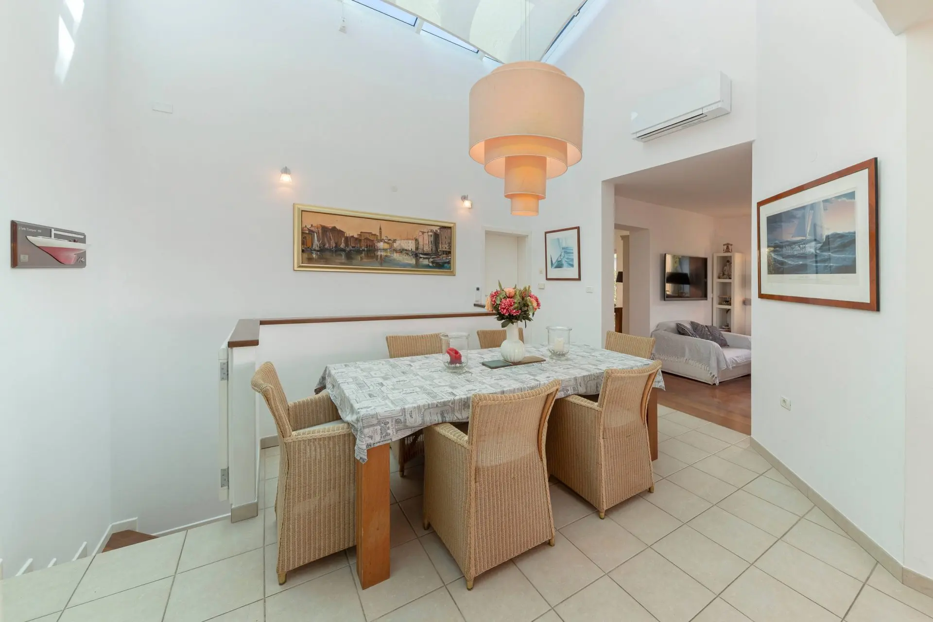 The Coast – Modern vila with spectacular views