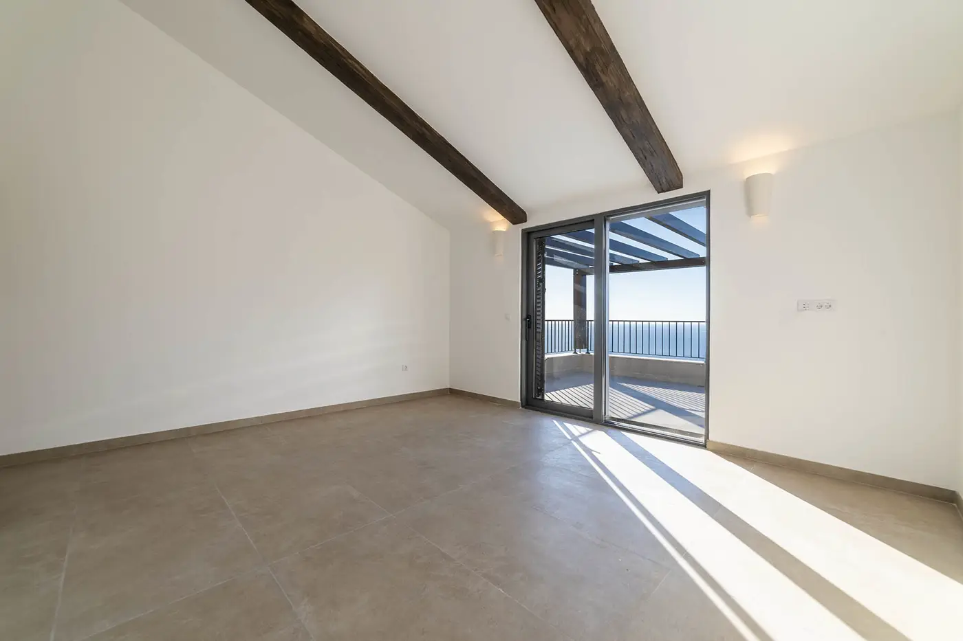 New villa with 4 bedrooms and panoramic sea view, Blizikuće, Budva
