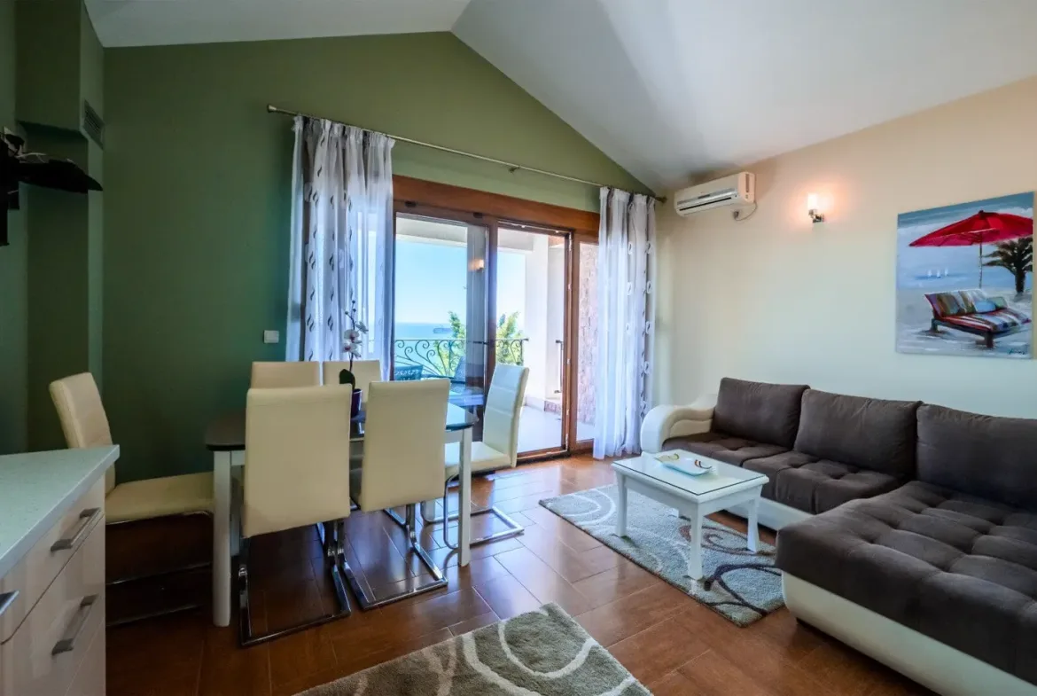 Villa with three apartments, Bar