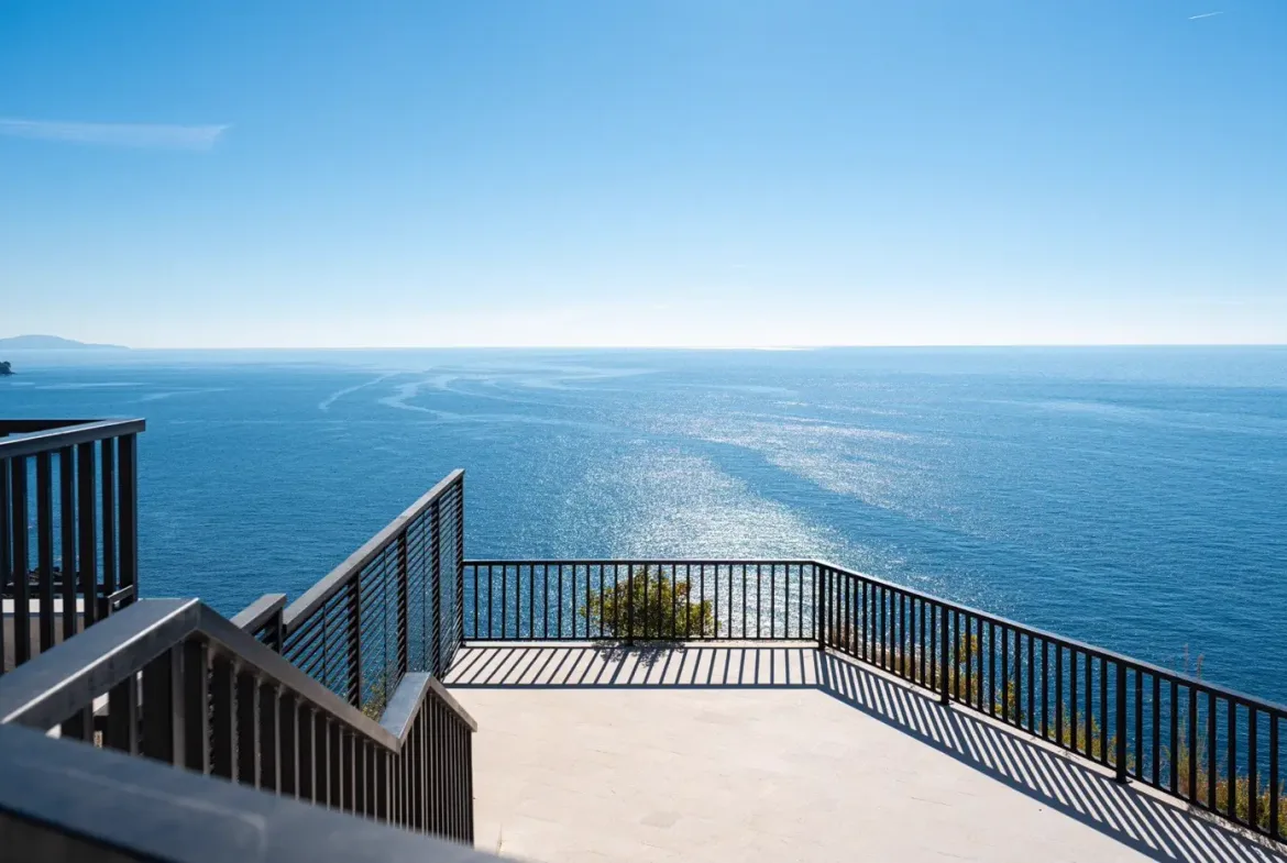 Villa on the cliff, Skočiđevojka, Budva