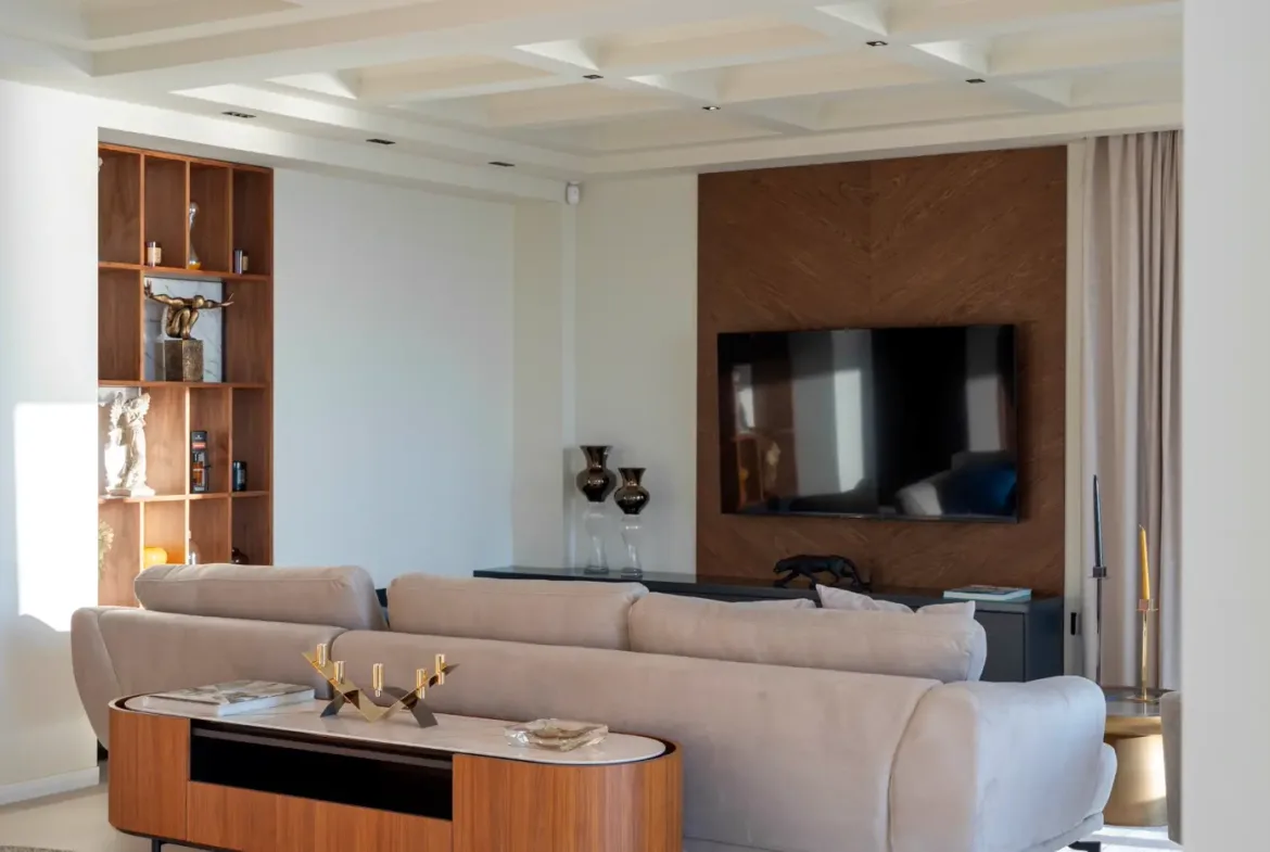 Exclusive villa in Blizikuće, Budva