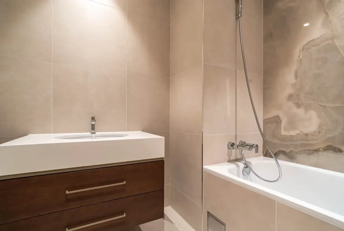 3-Bedroom Apartment, 202 m² – BW Riviera, Savski venac, Belgrade