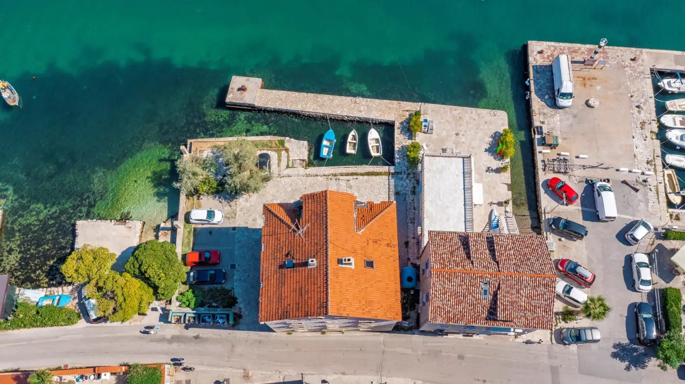 Palata Beskuća – historical stone villa for reconstruction, Kotor