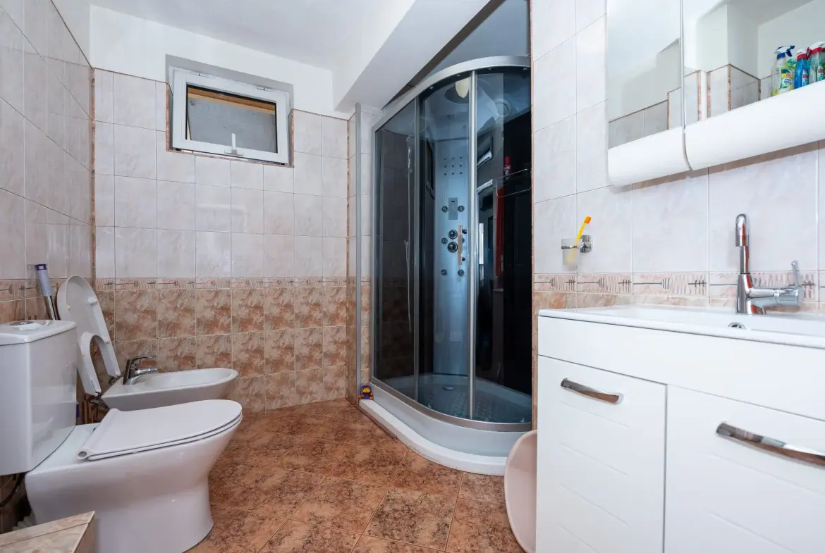 Exceptional standalone multifunctional building with outstanding investment potential in Sadiyski district, Plovdiv