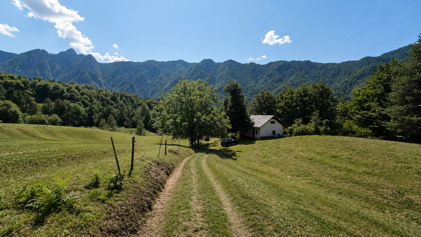 Soča area – House with Panoramic Views of the Surrounding Hills