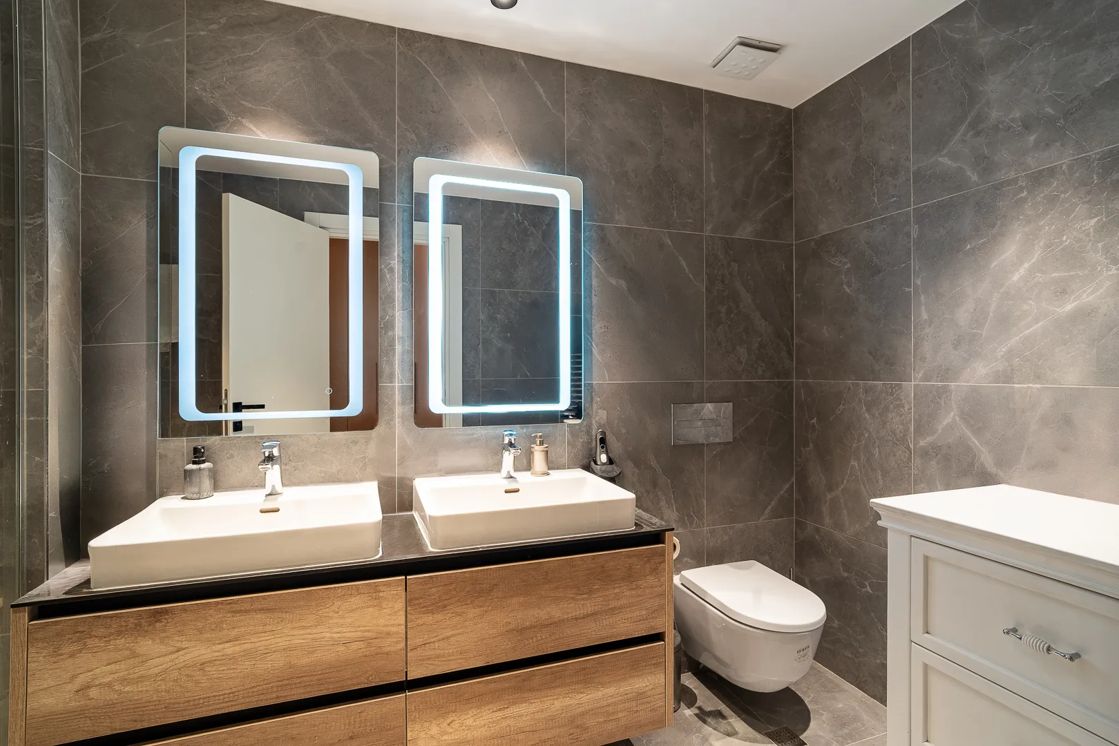3-Bedroom Apartment, 124 m² – Belgrade Waterfront, Savski Venac, Belgrade
