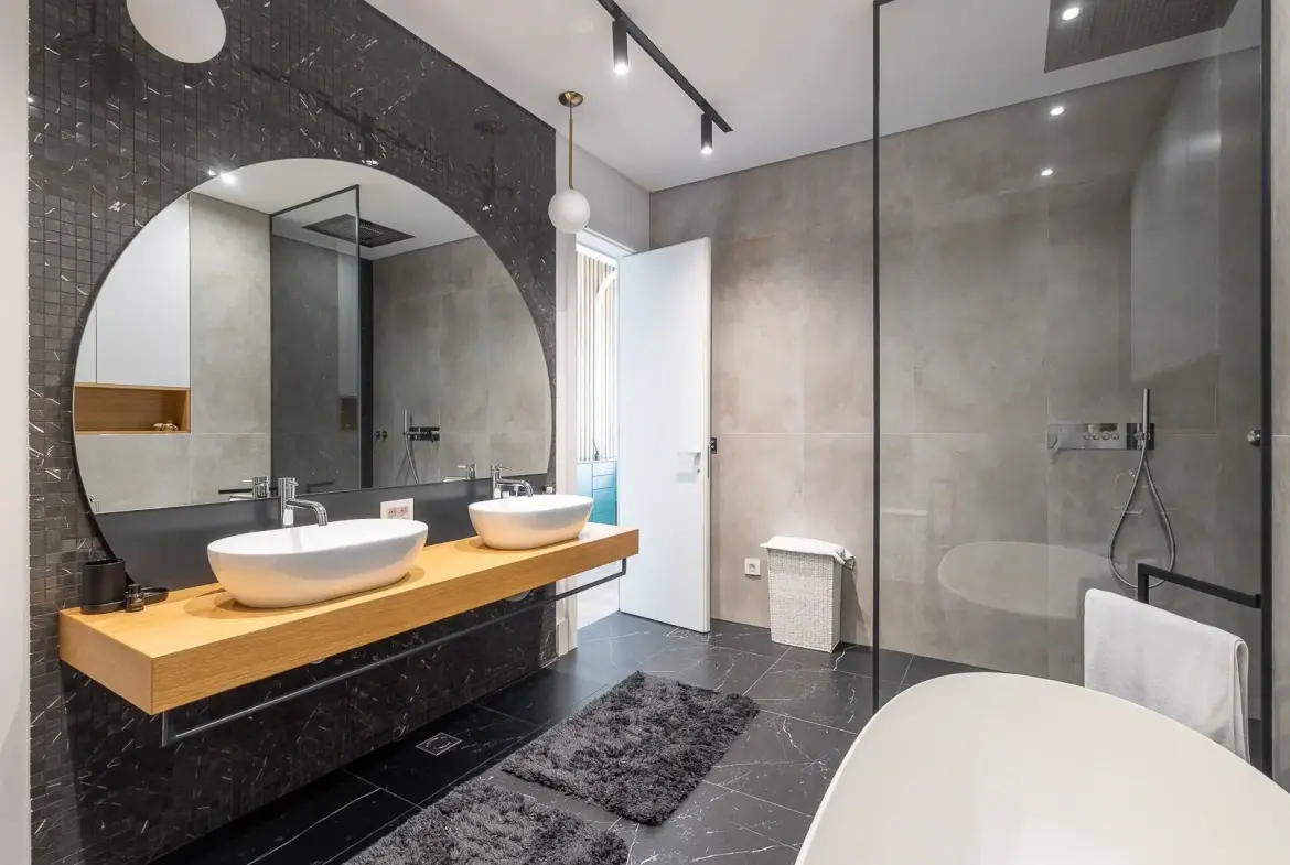 3-Bedroom Apartment, 184 m² – Green Hill, Savski venac, Belgrade