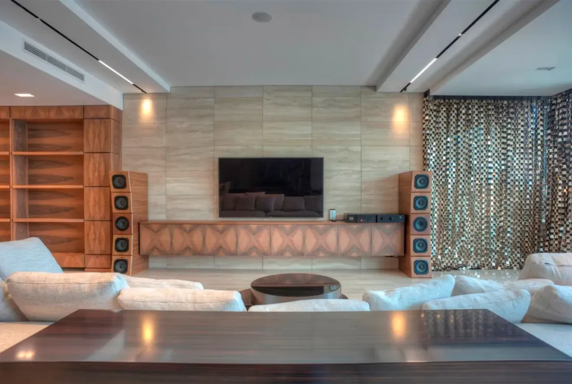 Luxurious complex of villas with a private pontoon, Đuraševići, Tivat