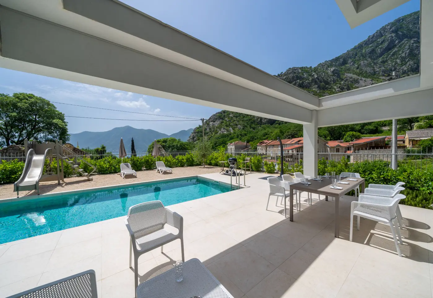 Family villa with pool and sea view, Orahovac, Kotor