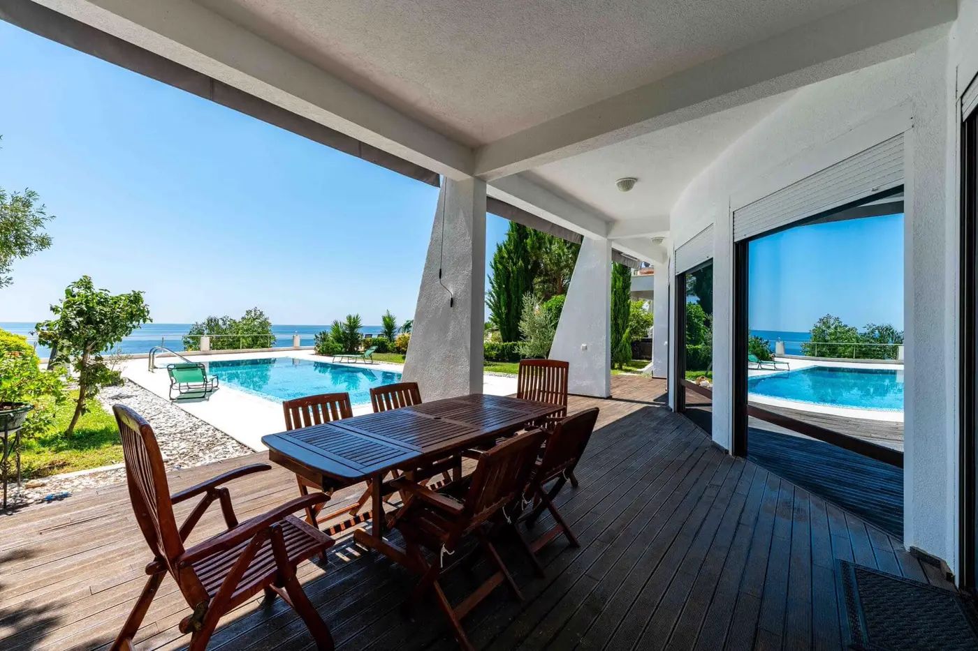 Beachfront villa with a private pool, Utjeha, Bar
