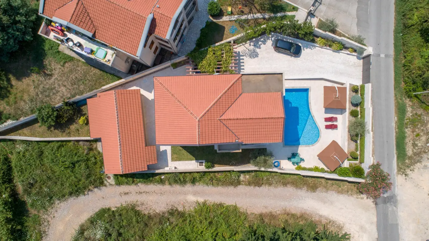 13-96 Modern villa with pool and partial sea view, Bonići, Tivat