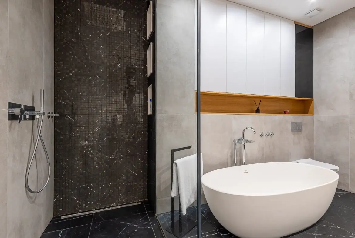 3-Bedroom Apartment, 184 m² – Green Hill, Savski venac, Belgrade