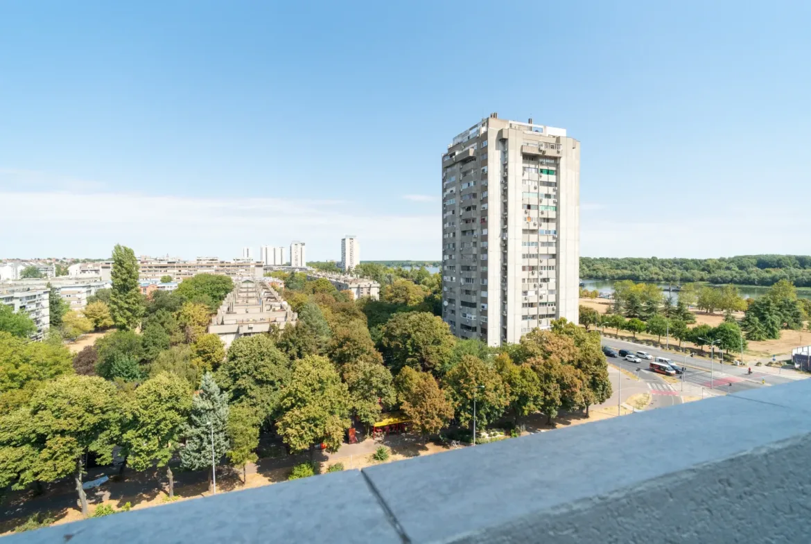 2-Bedroom Apartment, 105 m² – Bulevar Maršala Tolbuhina, Zemun, Belgrade