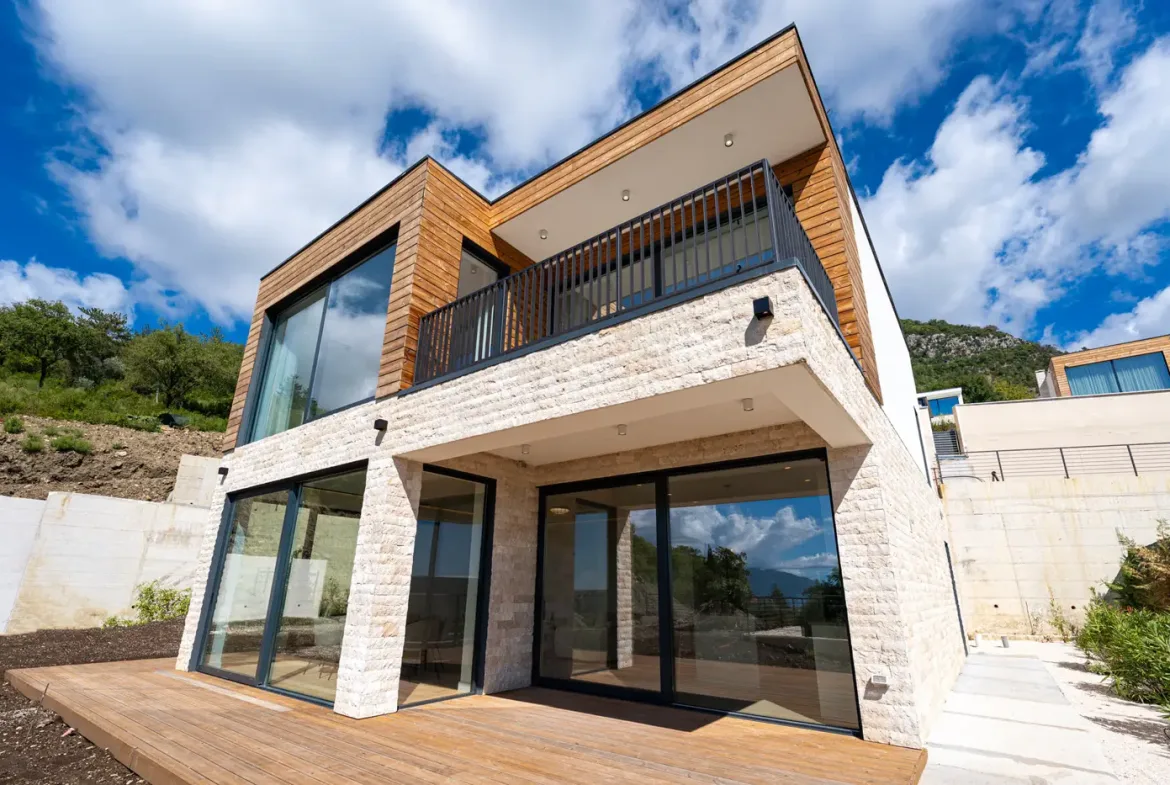Four-bedroom luxury family villa, Kavač, Kotor