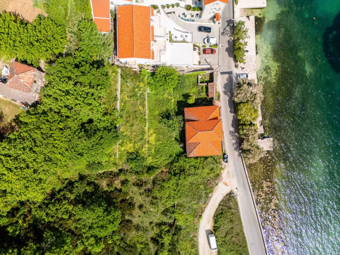 Stone palace for renovation on the first line to the sea, Prčanj