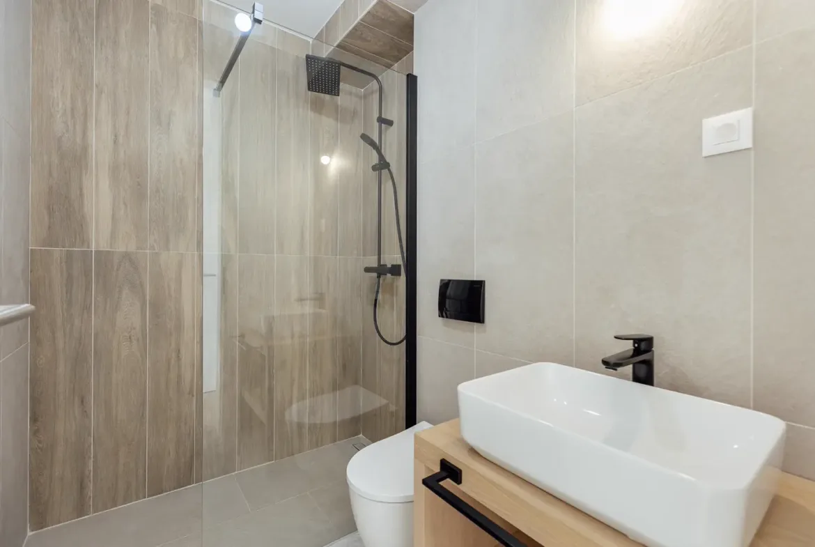 Contemporary villa with pool and open sea view, Blizikuce, Budva