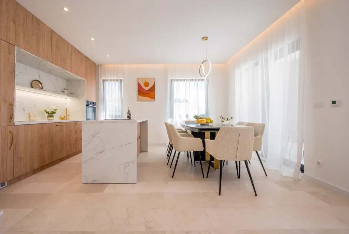 New villa with 4 bedrooms and swimming pool, Tivat, Mrcevac