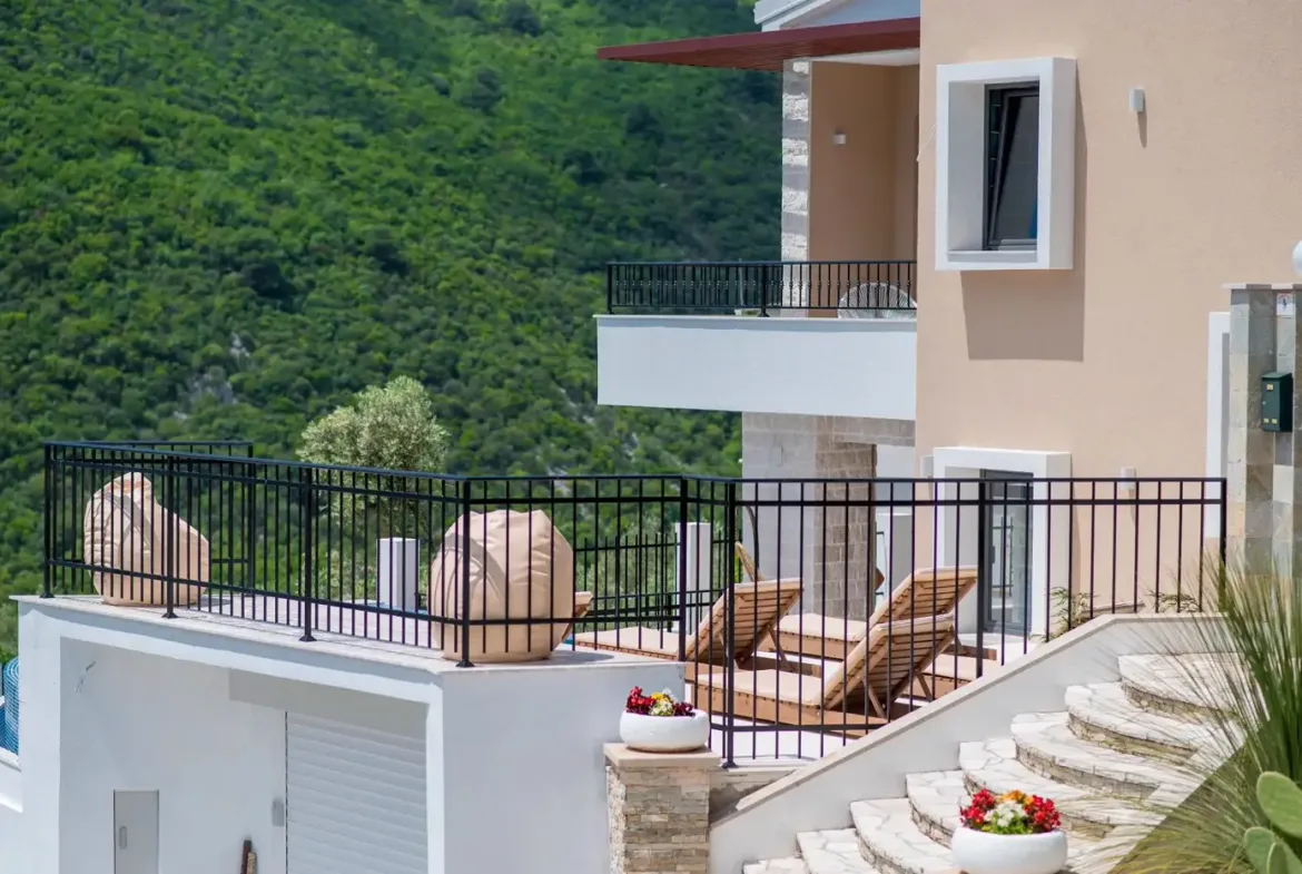 New three-room villa with pool, Becici, Budva