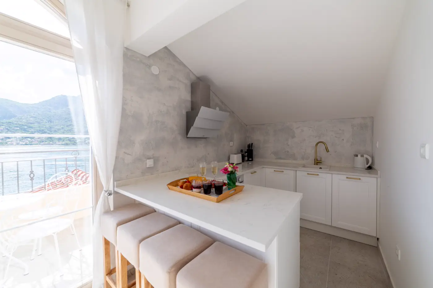 Three-story villa on the first line to the sea, available for rent, Lepetane, Tivat