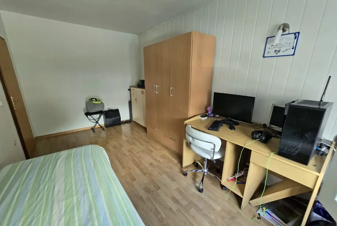 Soca Area – Kobarid, Spacious house with commercial space