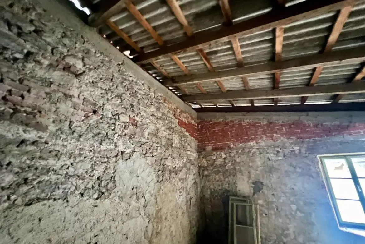 Soča area – Charming House in need of renovation in the Soča Valley