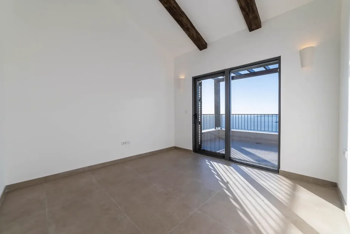 New villa with 4 bedrooms and panoramic sea view, Blizikuće, Budva
