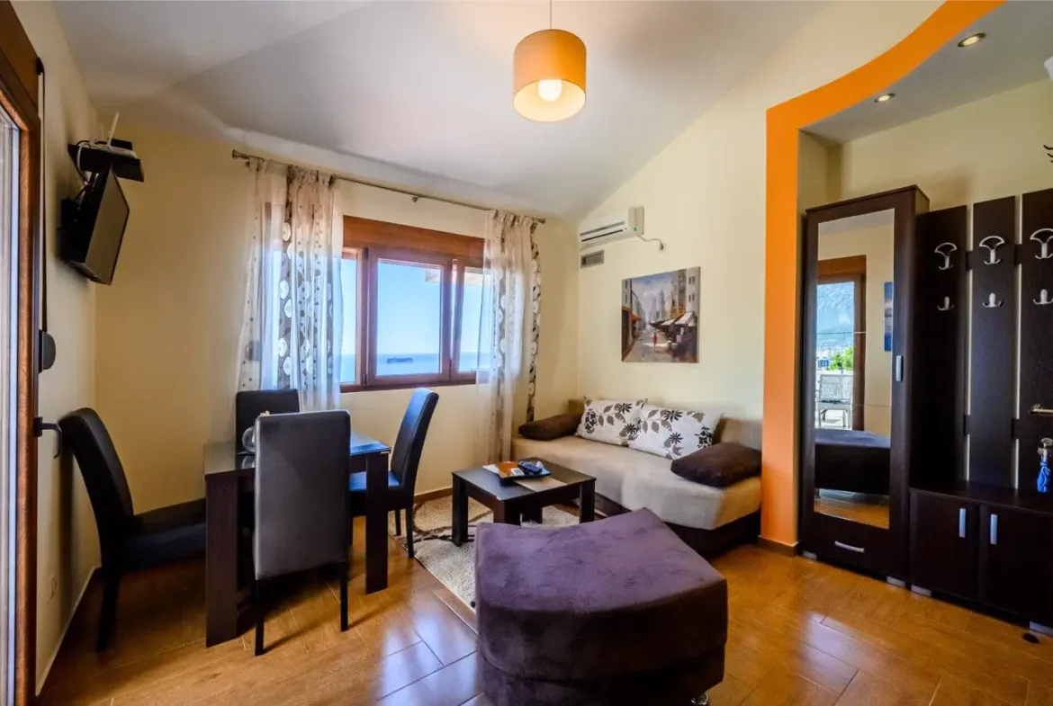 Villa with three apartments, Bar
