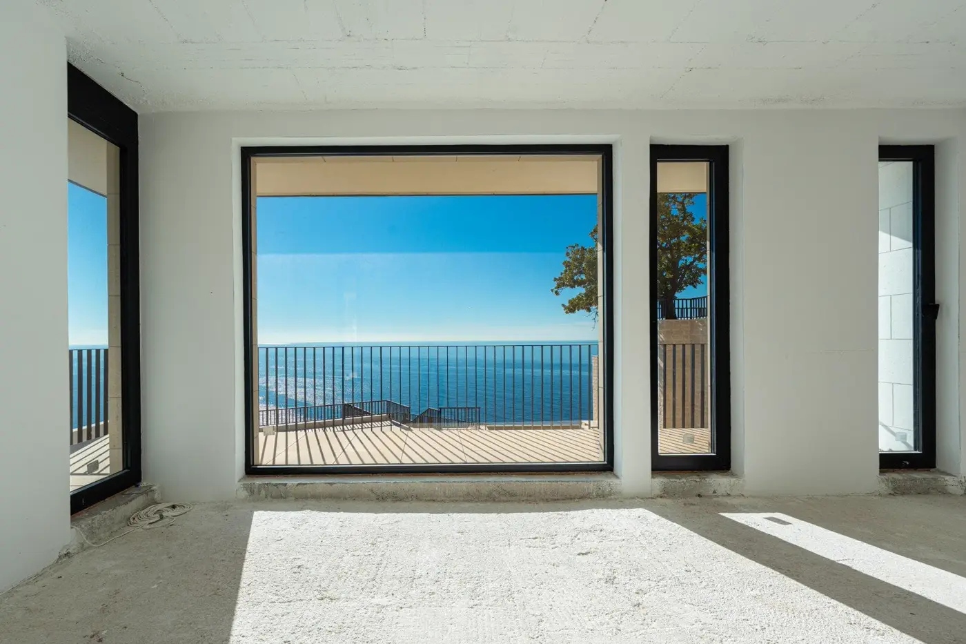 Villa on the cliff, Skočiđevojka, Budva